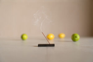 レモンが繋ぐ大きなめぐり。incense LOG